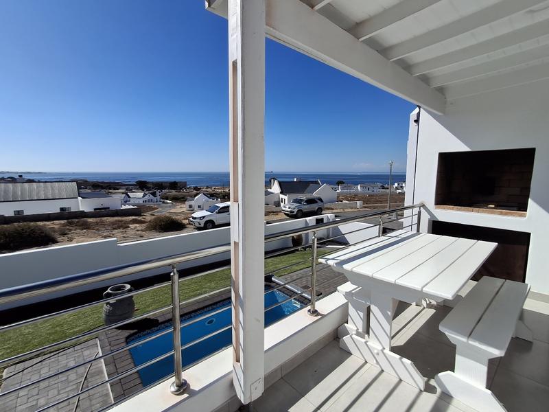 4 Bedroom Property for Sale in Da Gama Bay Western Cape